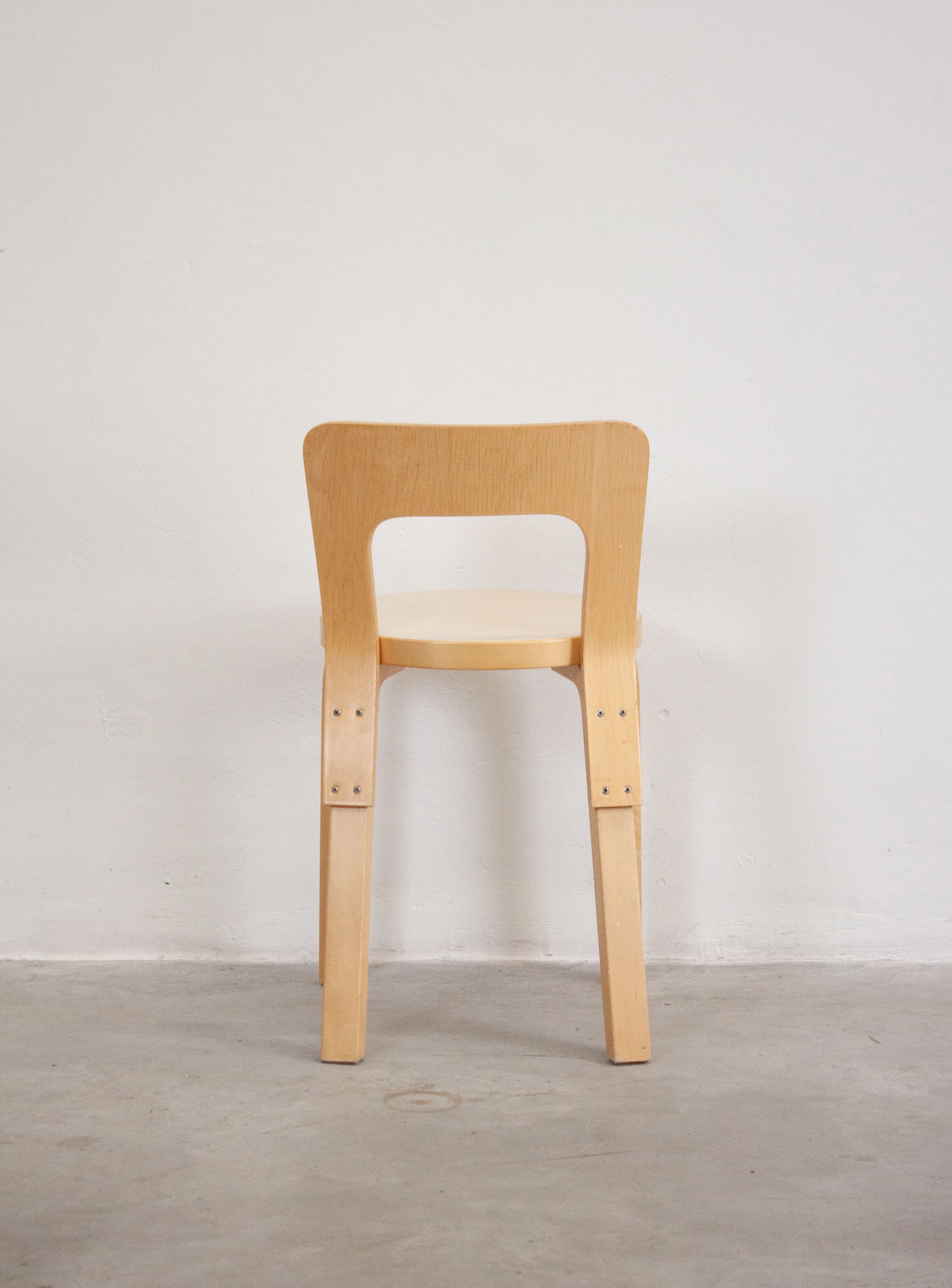 Artek Model 65 Chair by Alvar Aalto (Beige) - Image 14
