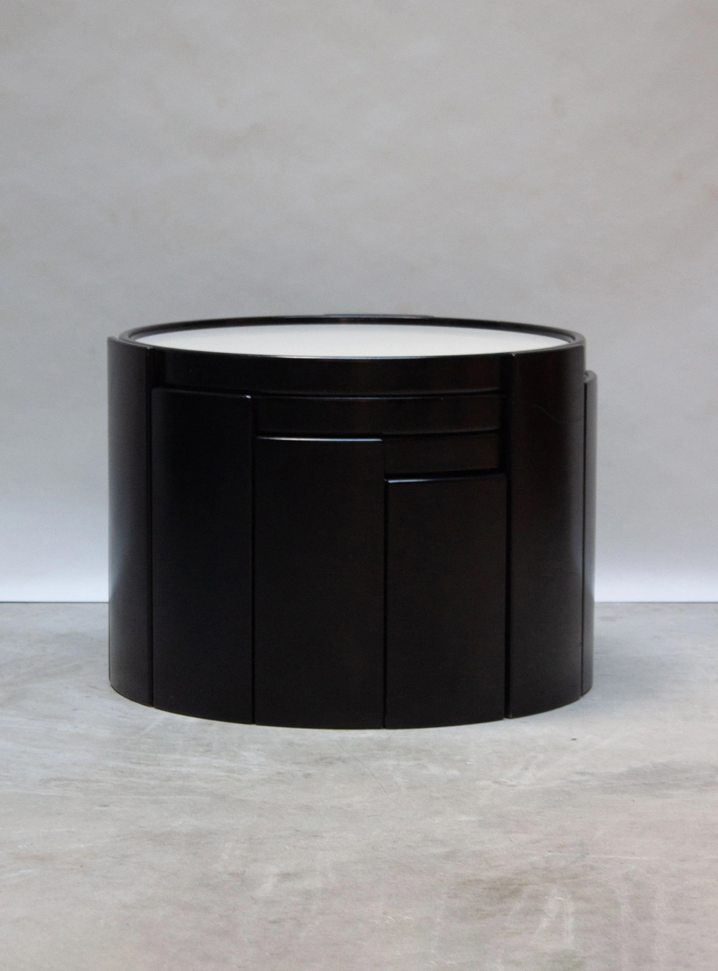 Cassina 783 Nesting Tables by Gianfranco Frattini (Black) - Image 6