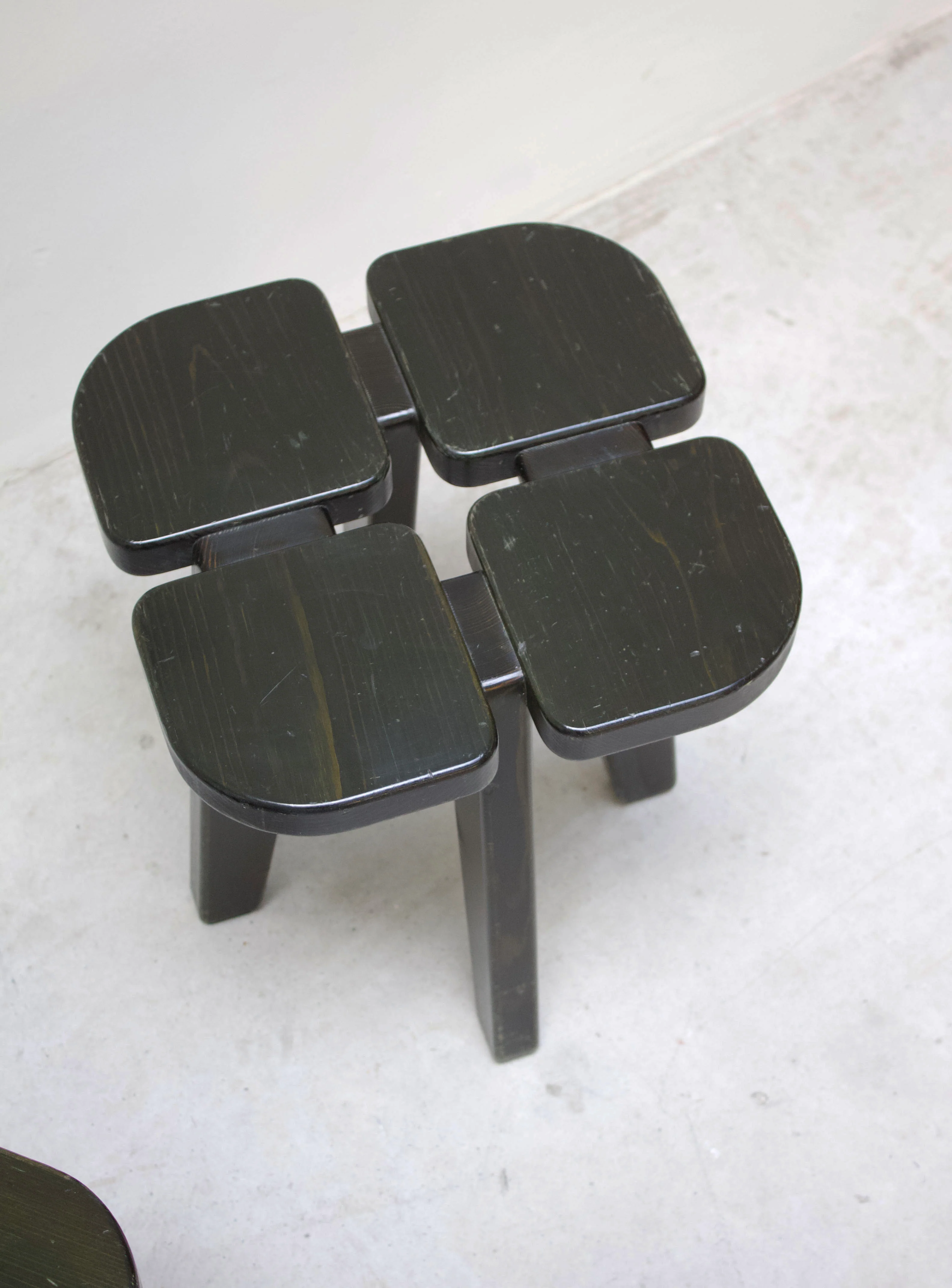 Keravan Puusepäntehdas Apila Stool by Rauni Peippo (Dark Green) - Image 12
